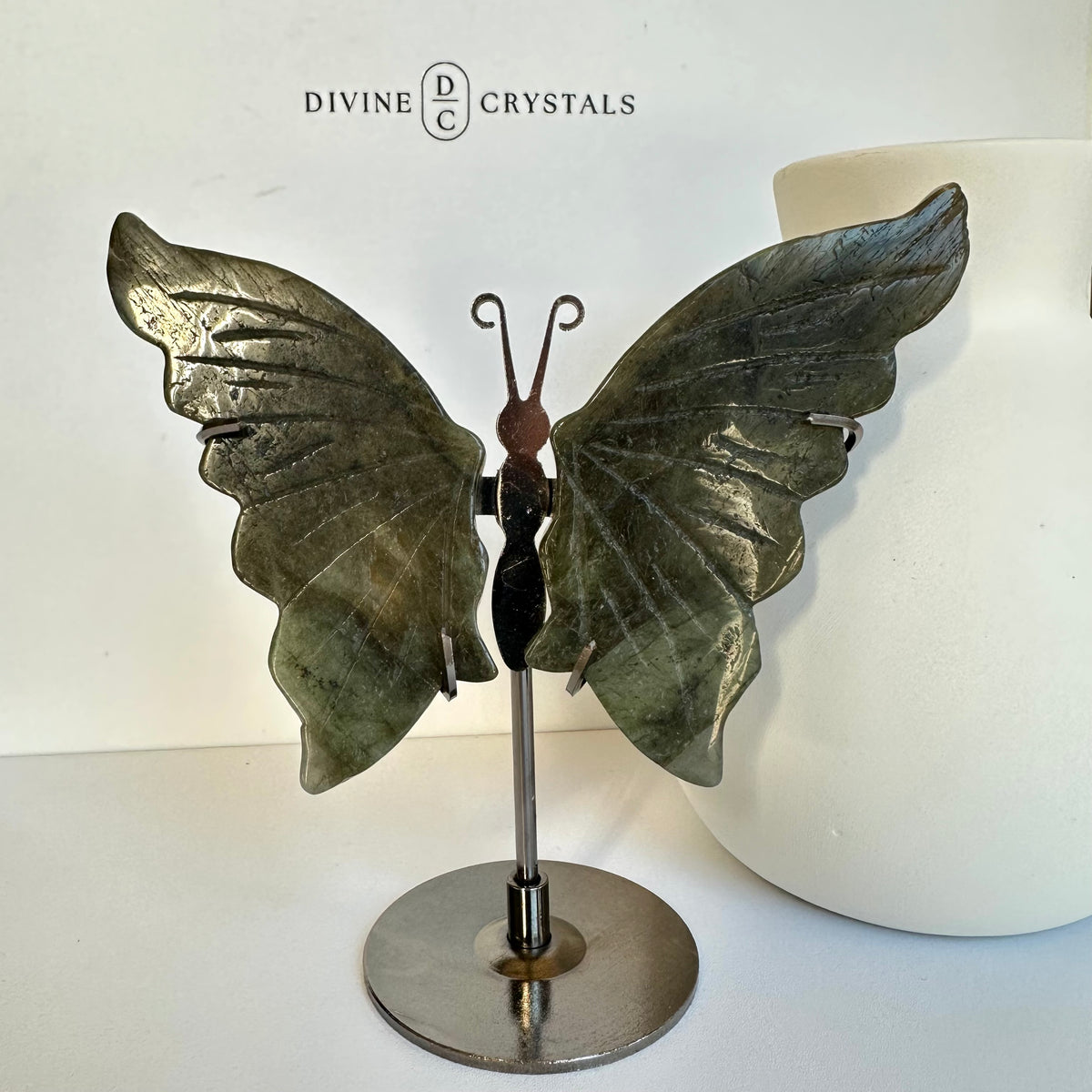 Labradorite & Dream Amethyst Butterfly Carvings – Intuition, Calm & Transformation