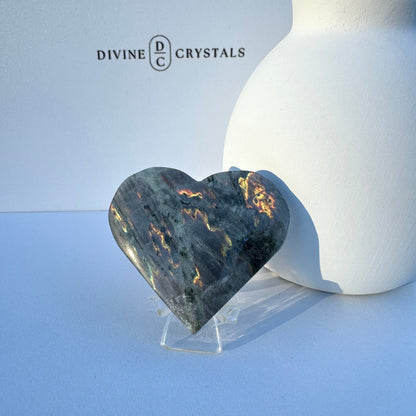 Labradorite Heart – Intuition & Protection