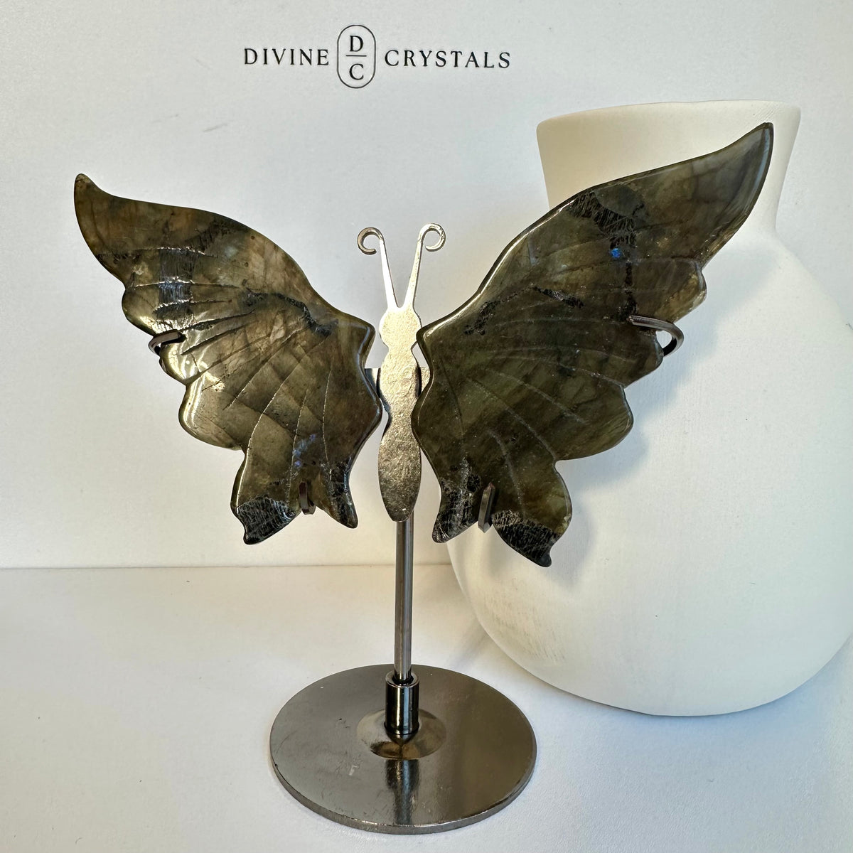 Labradorite & Dream Amethyst Butterfly Carvings – Intuition, Calm & Transformation