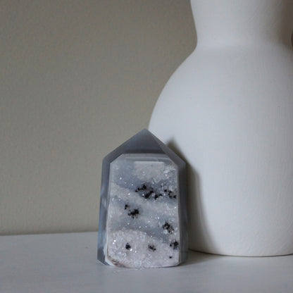 Agate Geode Towers from Brazil – Mixed Natural Selection