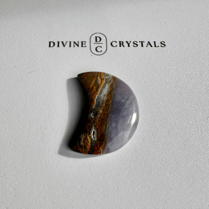 Chalcedony Moon Carving