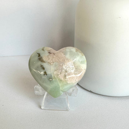 Green Flower Agate Heart – Growth & New Beginnings