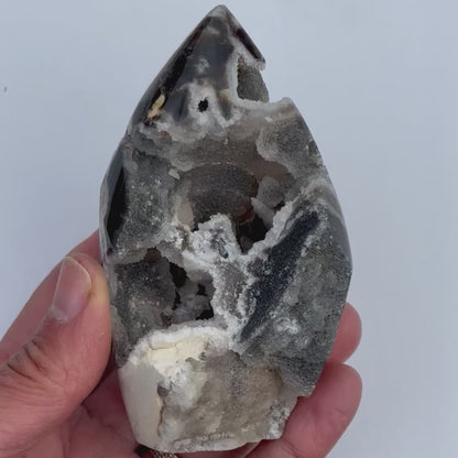 Sphalerite Freeform – Grounding & Inner Strength