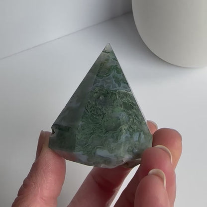Moss Agate Diamond – Growth & Grounding