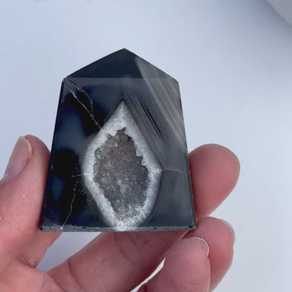 Black Druzy Agate Freeform – Grounding & Protection